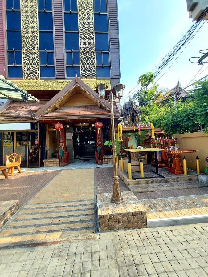 Traveller Inn Hotel Чиангмай Экстерьер фото