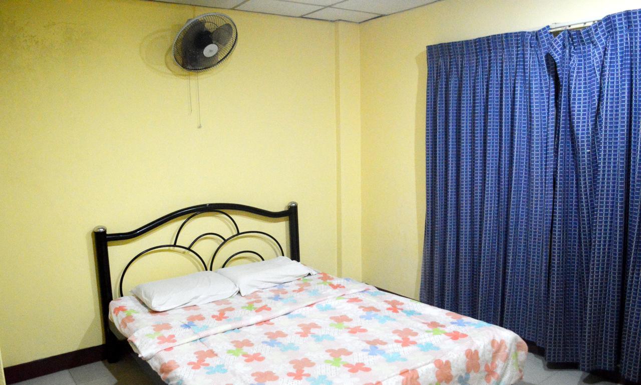 Traveller Inn Hotel Чиангмай Экстерьер фото